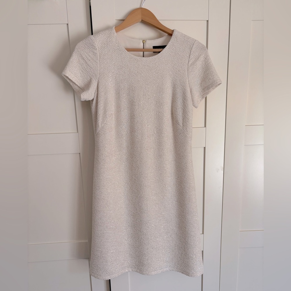Scarlett brand white shimmer short sleeve dress size 4 white gold bridal bride